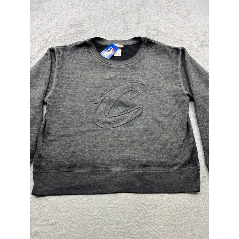 NBA Cleveland Cavaliers Mens‎ Large Grey Embossed Logo Mineral Wash Sweatshirt